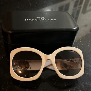 Marc Jacobs Cream Oversized Round Sunglasses with Gradient Lenses